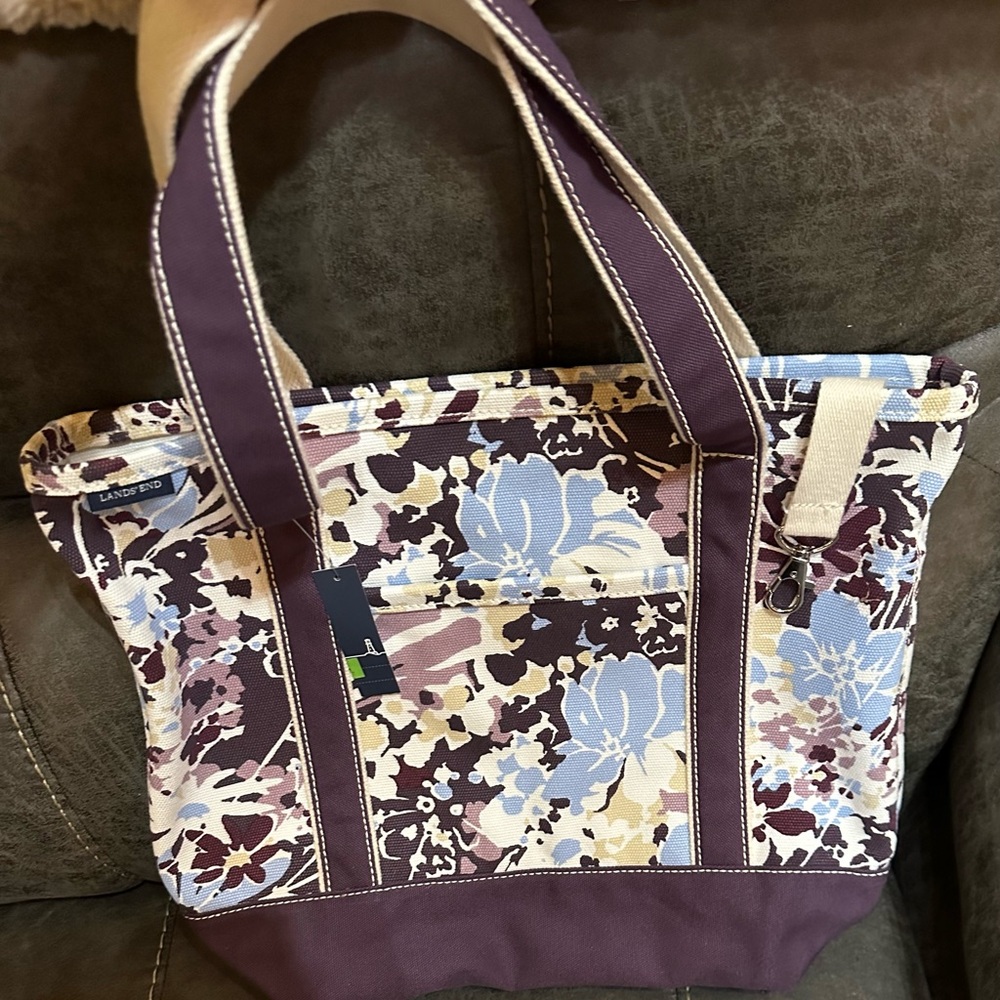 Lands End like NEW Floral Tote Bag with Purple Accents